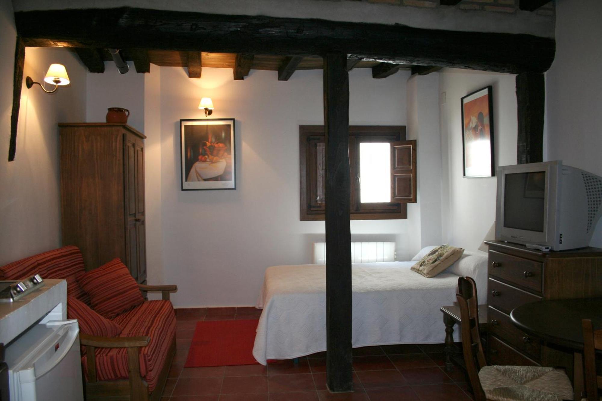Apartamentos Rurales Victor Chamorro Del Arco Hervás Exterior foto